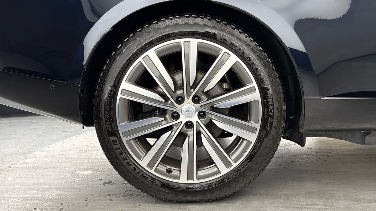 Used Land Rover Range Rover 2025 for sale - 78168175: Photo 10