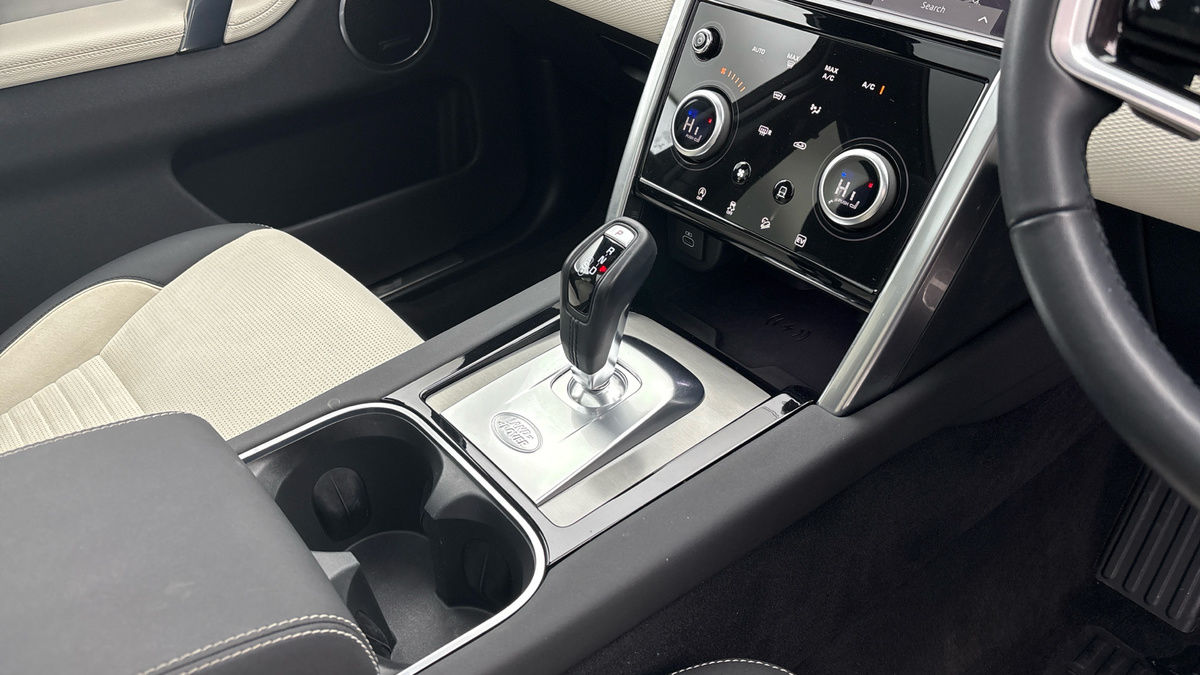 Used Land Rover Discovery Sport 2023 for sale - 76387091: Photo 18