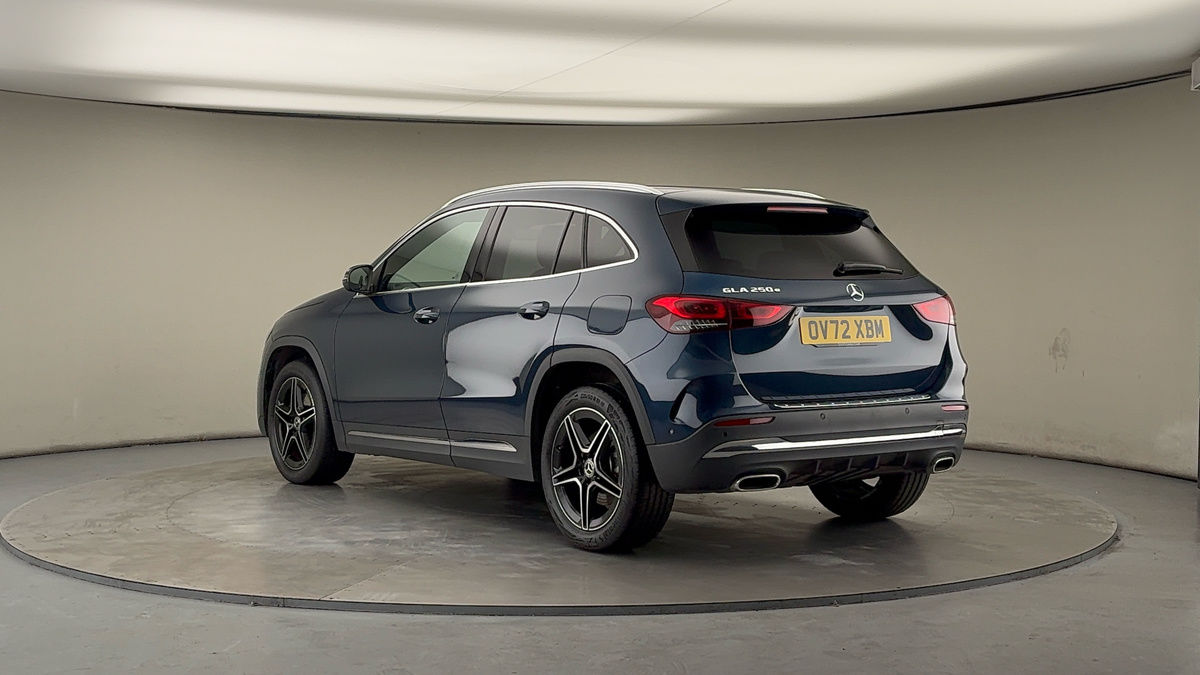 Used Mercedes-Benz GLA 2022 for sale - 76583098: Photo 2