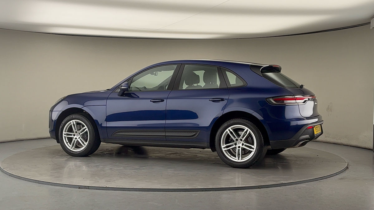 Used Porsche Macan 2021 for sale - 77288790: Photo 27
