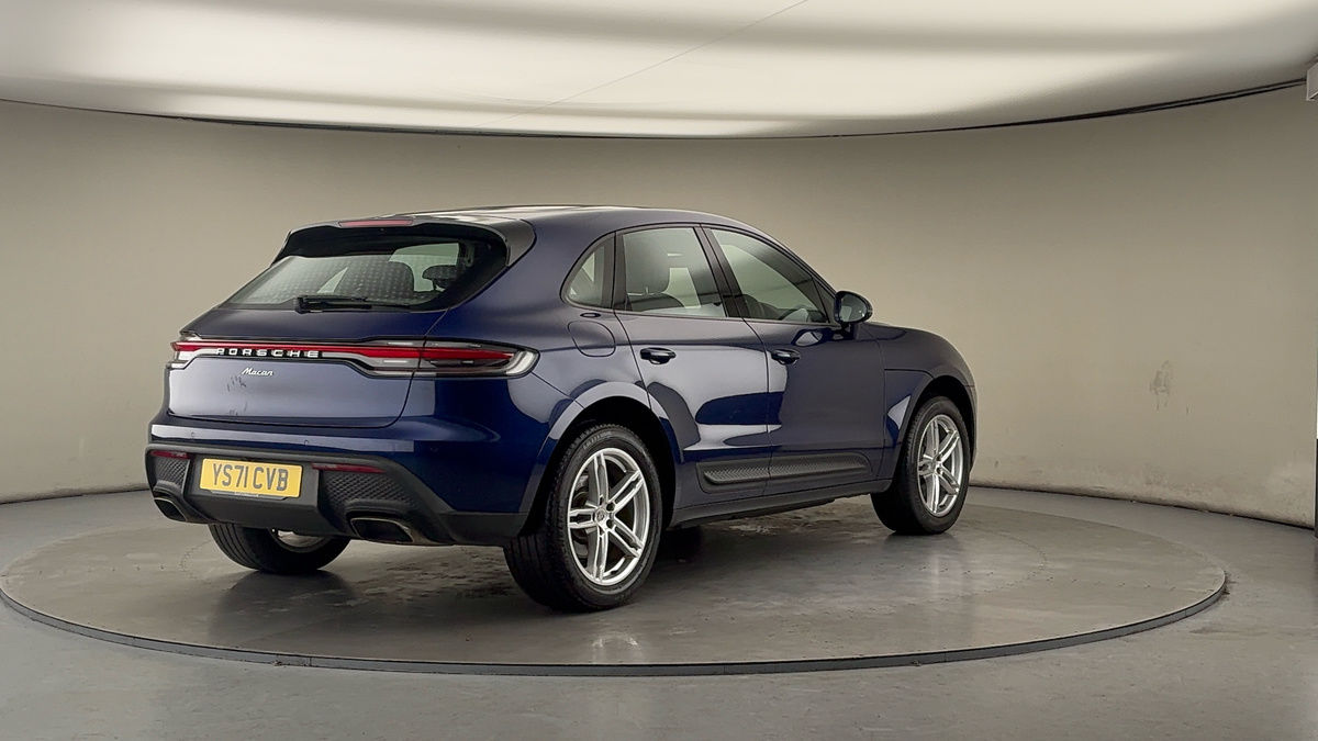 Used Porsche Macan 2021 for sale - 77288790: Photo 40