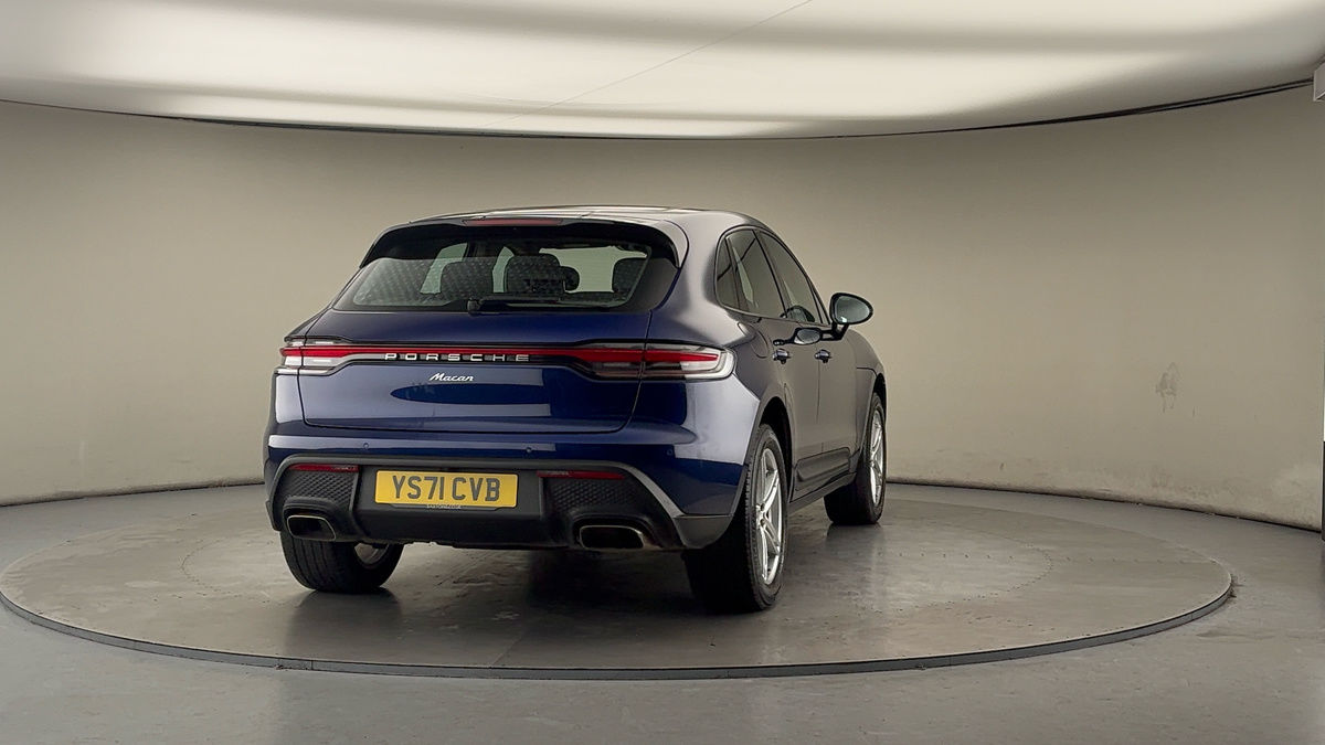 Used Porsche Macan 2021 for sale - 77288790: Photo 41