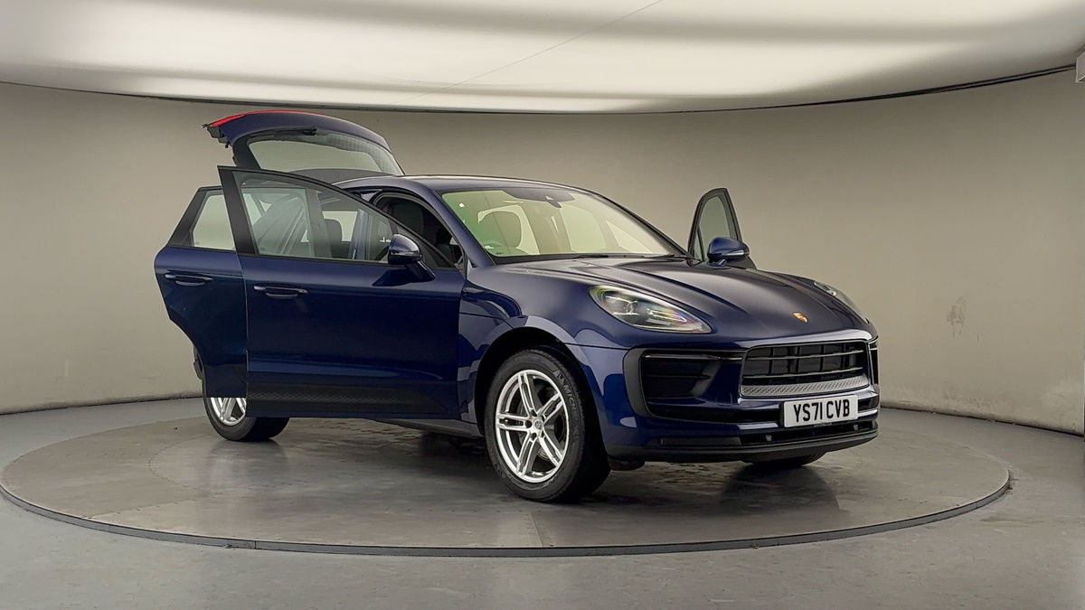 Used Porsche Macan 2021 for sale - 77288790: Photo 54