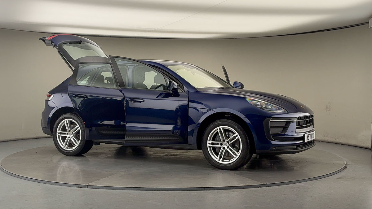 Used Porsche Macan 2021 for sale - 77288790: Photo 55