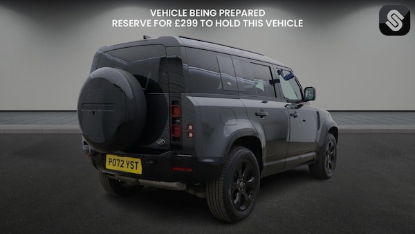 Used Land Rover Defender 110 2022 for sale - 76224259: Photo 4
