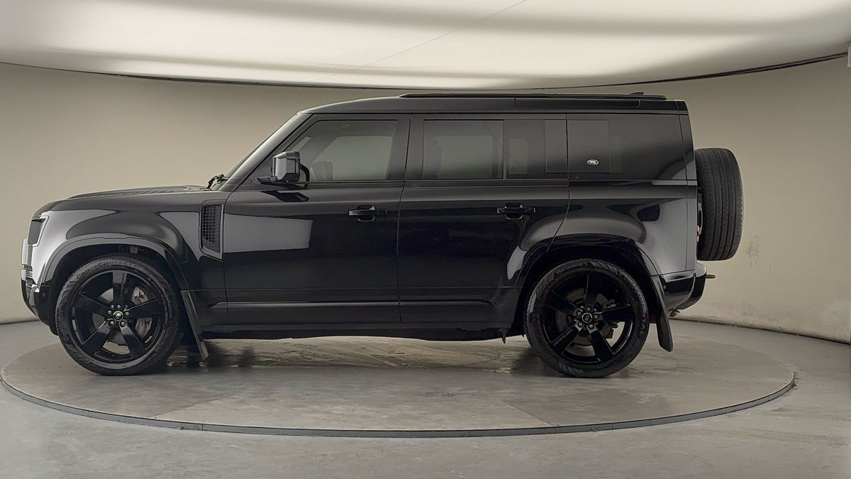 Used Land Rover Defender 110 2022 for sale - 77264204: Photo 15