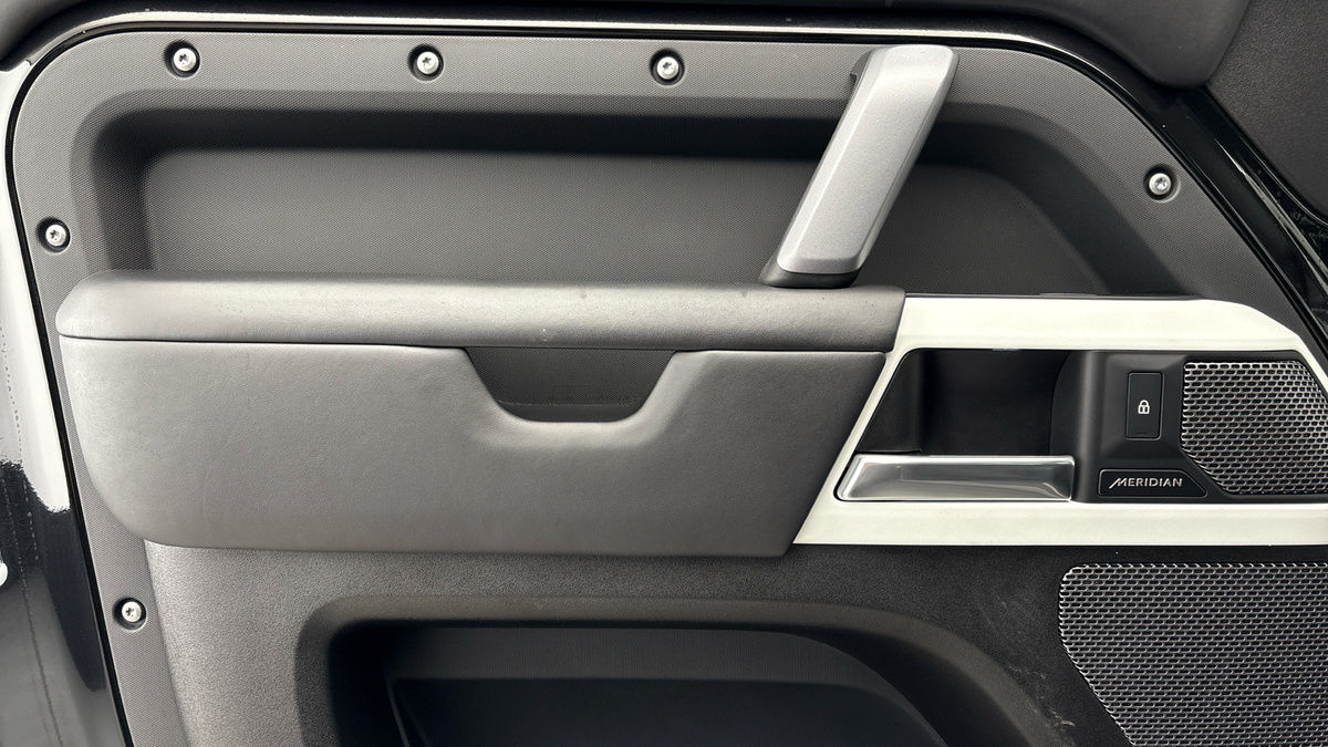 Used Land Rover Defender 110 2022 for sale - 77264204: Photo 19