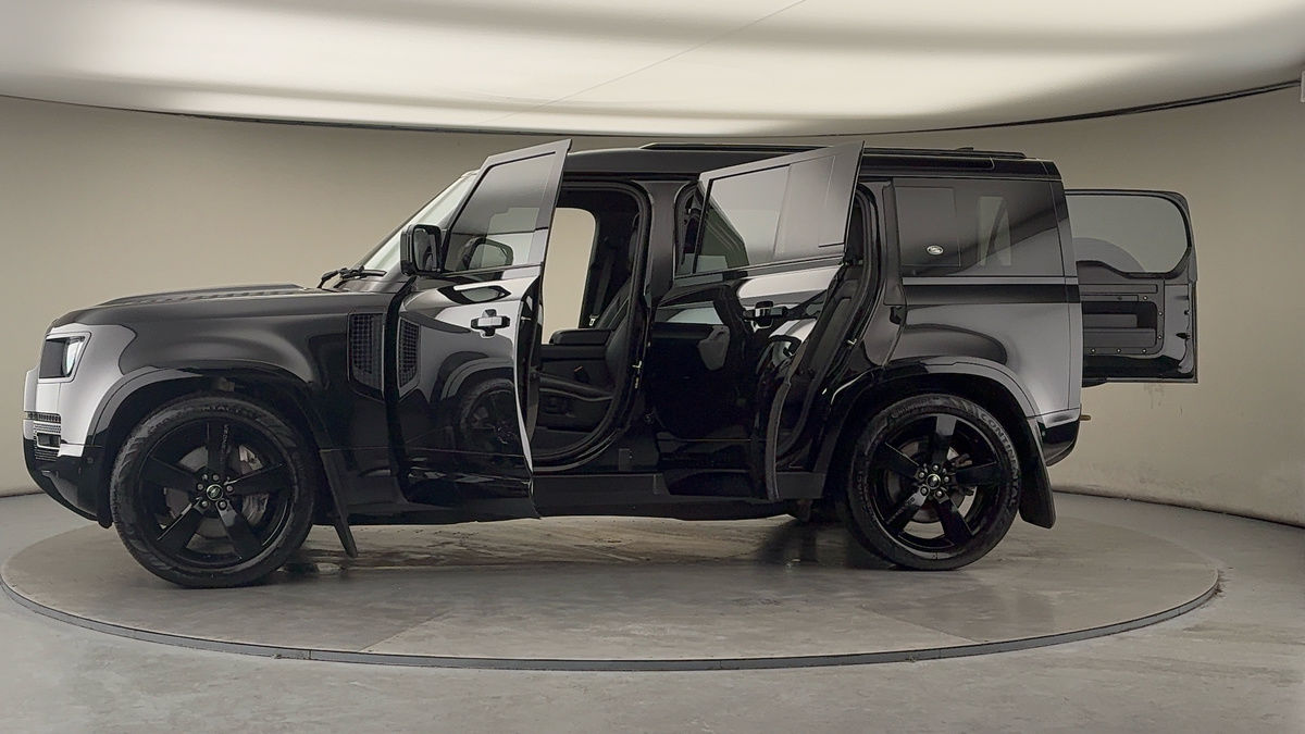 Used Land Rover Defender 110 2022 for sale - 77264204: Photo 48