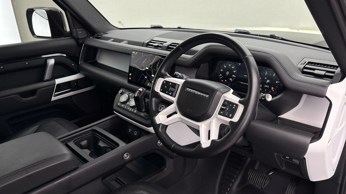 Used Land Rover Defender 110 2022 for sale - 77264204: Photo 5