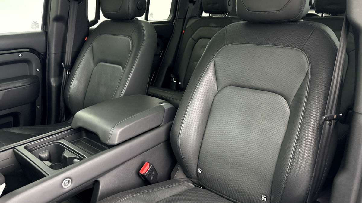 Used Land Rover Defender 110 2022 for sale - 77264204: Photo 7