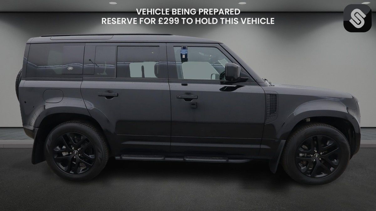 Used Land Rover Defender 110 2024 for sale - 76520962: Photo 13