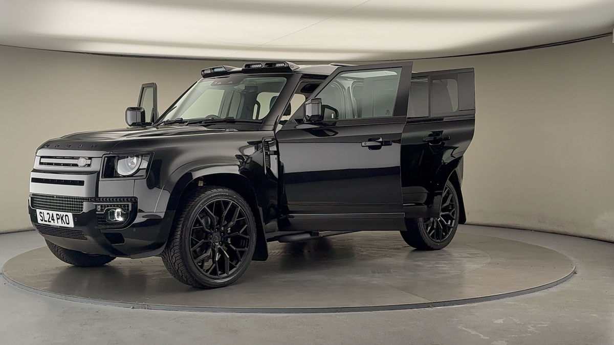 Used Land Rover Defender 110 2024 for sale - 76520962: Photo 66