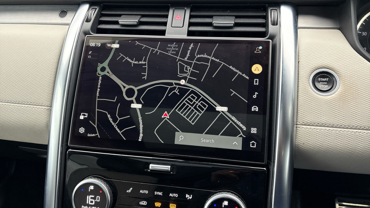 Used Land Rover Discovery 2022 for sale - 77288789: Photo 17