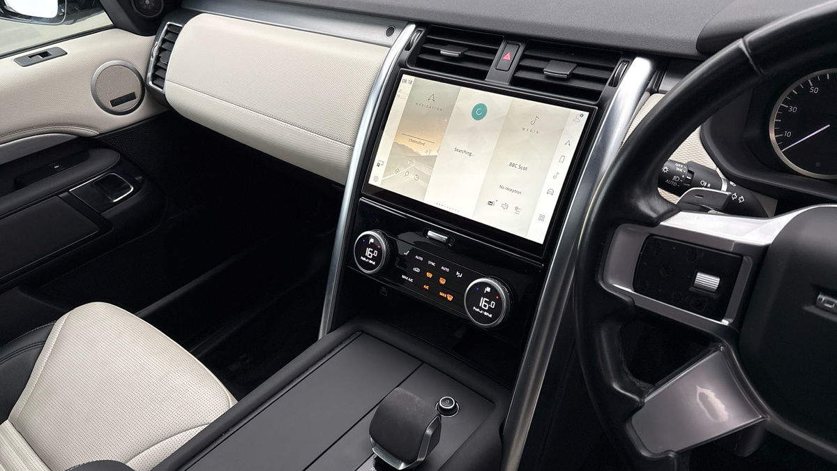 Used Land Rover Discovery 2022 for sale - 77288789: Photo 18