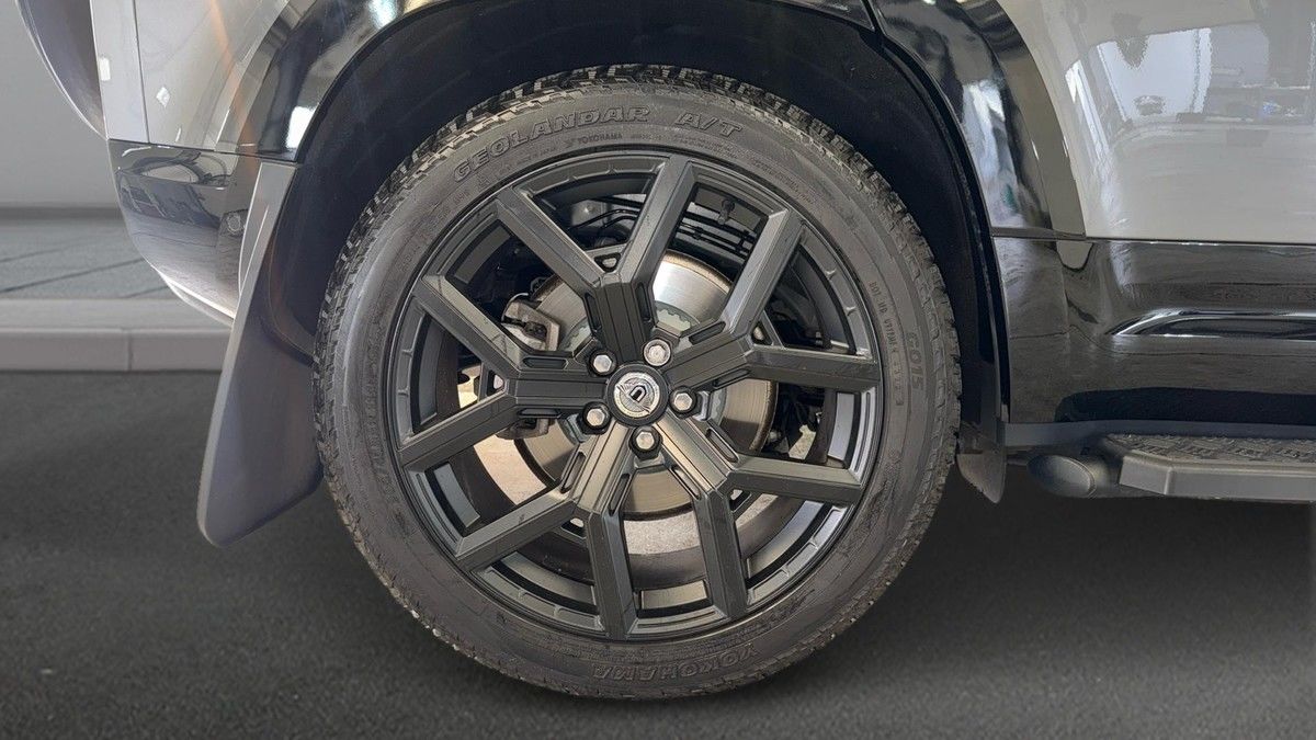 Used Land Rover Defender 110 2023 for sale - 75753613: Photo 12