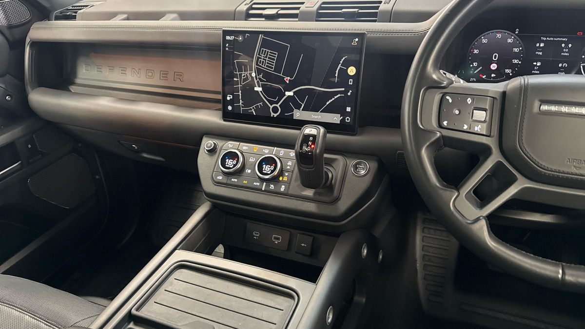 Used Land Rover Defender 110 2023 for sale - 75753613: Photo 14