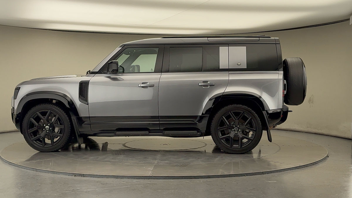 Used Land Rover Defender 110 2023 for sale - 75753613: Photo 28