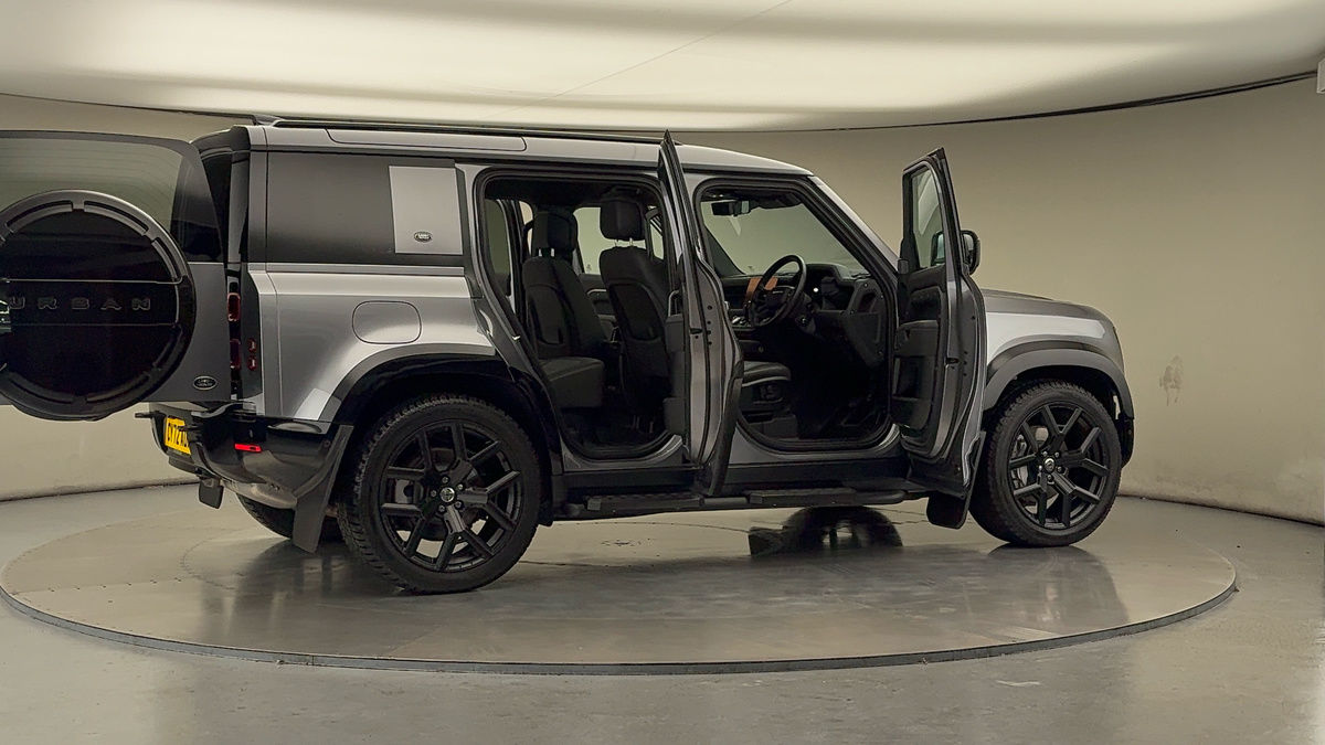 Used Land Rover Defender 110 2023 for sale - 75753613: Photo 58