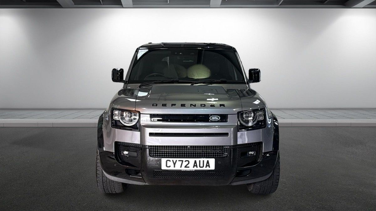 Used Land Rover Defender 110 2023 for sale - 75753613: Photo 8