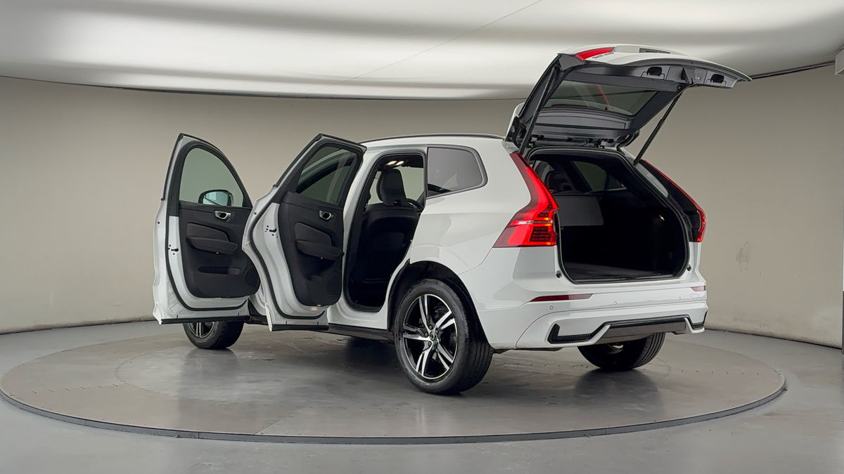 Used Volvo XC60 2022 for sale - 76974092: Photo 43