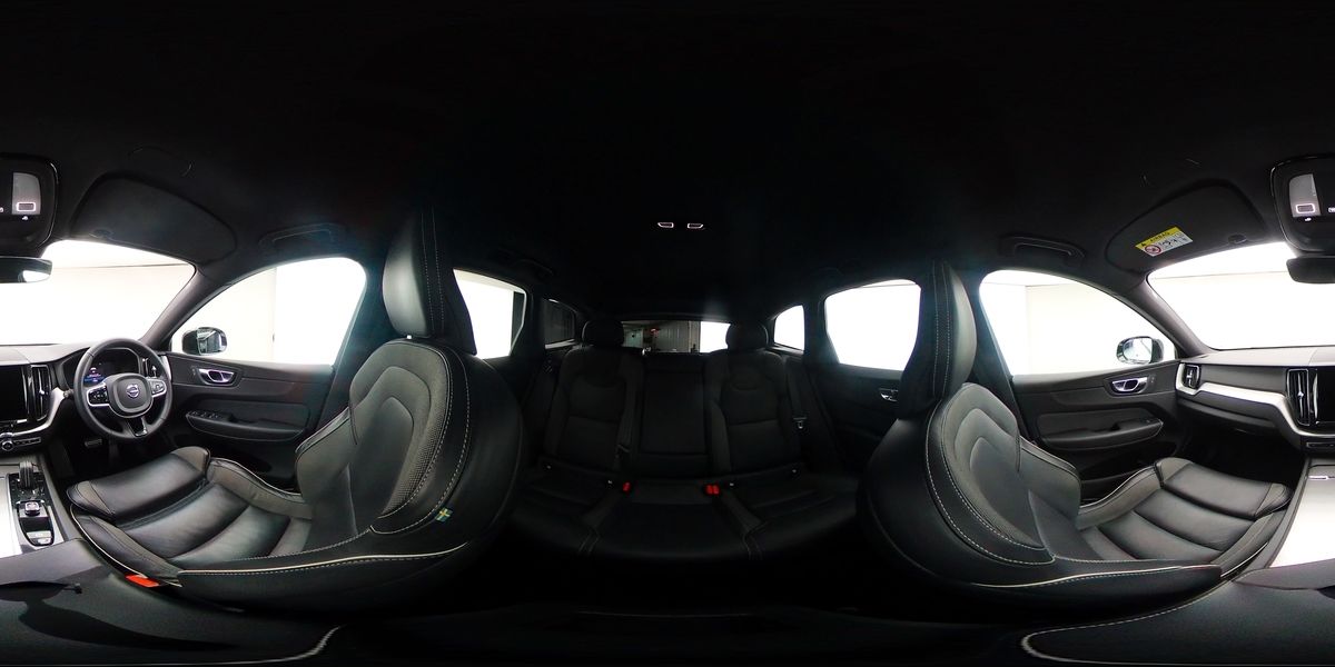 Used Volvo XC60 2022 for sale - 76974092: Photo 44