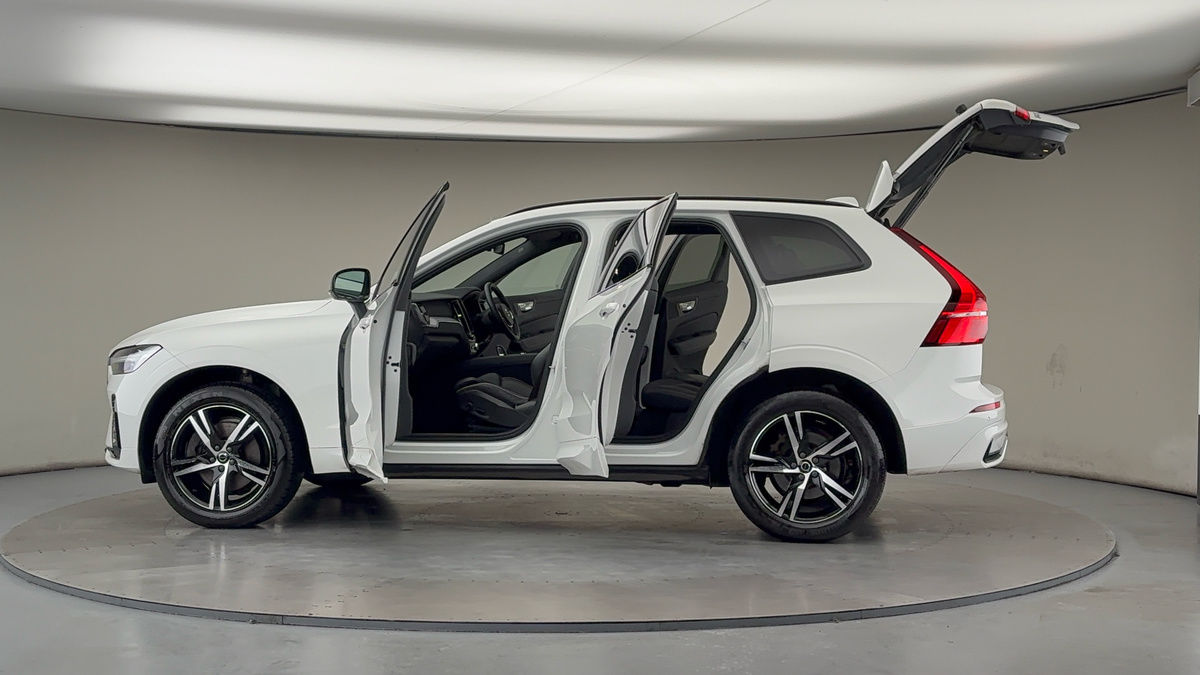 Used Volvo XC60 2022 for sale - 76974092: Photo 46