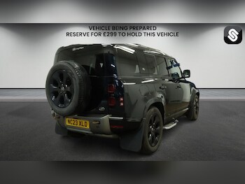 Used Land Rover Defender 110 2023 for sale - 78273059: Photo