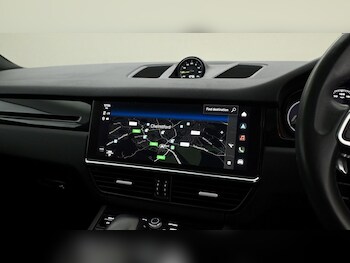 Used Porsche Cayenne 2021 for sale - 75265566: Photo