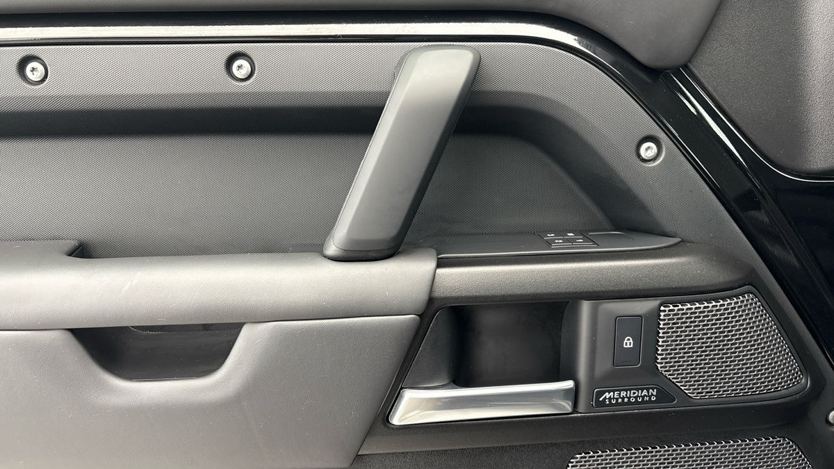 Used Land Rover Defender 90 2022 for sale - 76280831: Photo 19