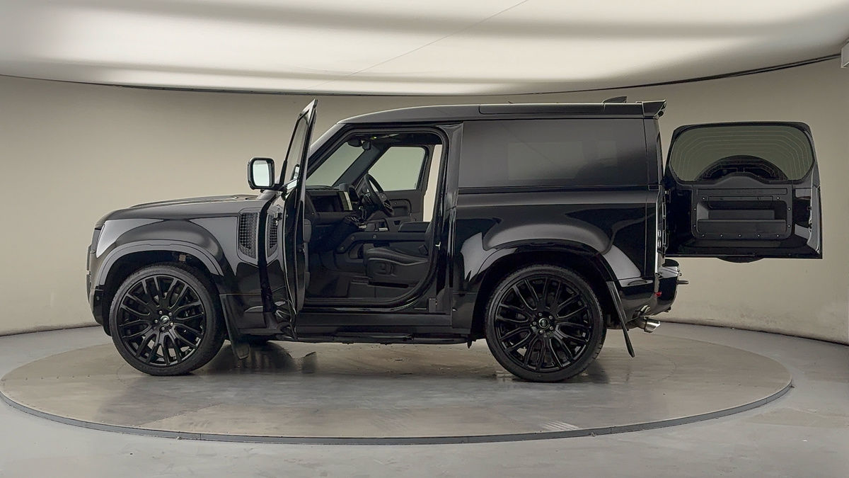 Used Land Rover Defender 90 2022 for sale - 76280831: Photo 46