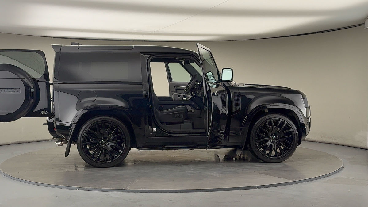 Used Land Rover Defender 90 2022 for sale - 76280831: Photo 56