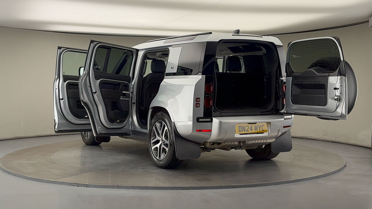 Used Land Rover Defender 2024 for sale - 78213264: Photo 23