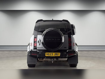 Used Land Rover Defender 2023 for sale - 78331546: Photo