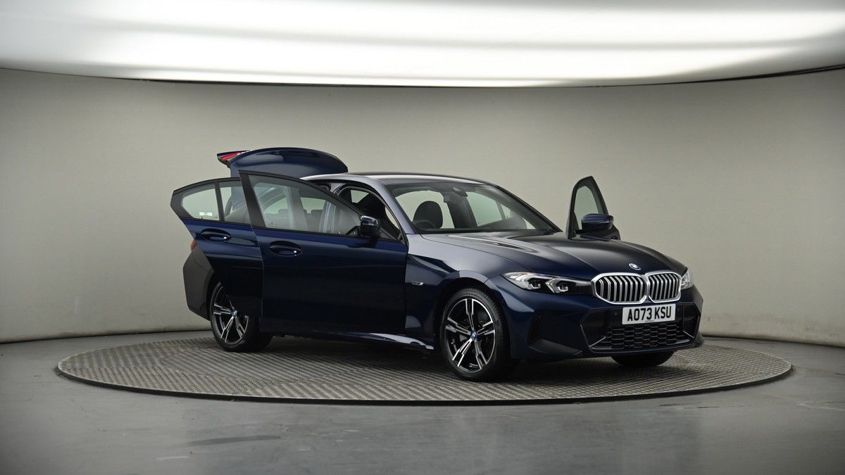 Used BMW 3 Series 2023 for sale - 76784697: Photo 46