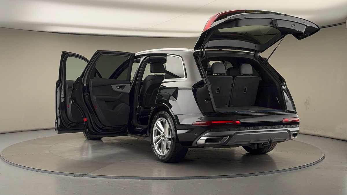 Used Audi Q7 2022 for sale - 76962987: Photo 23