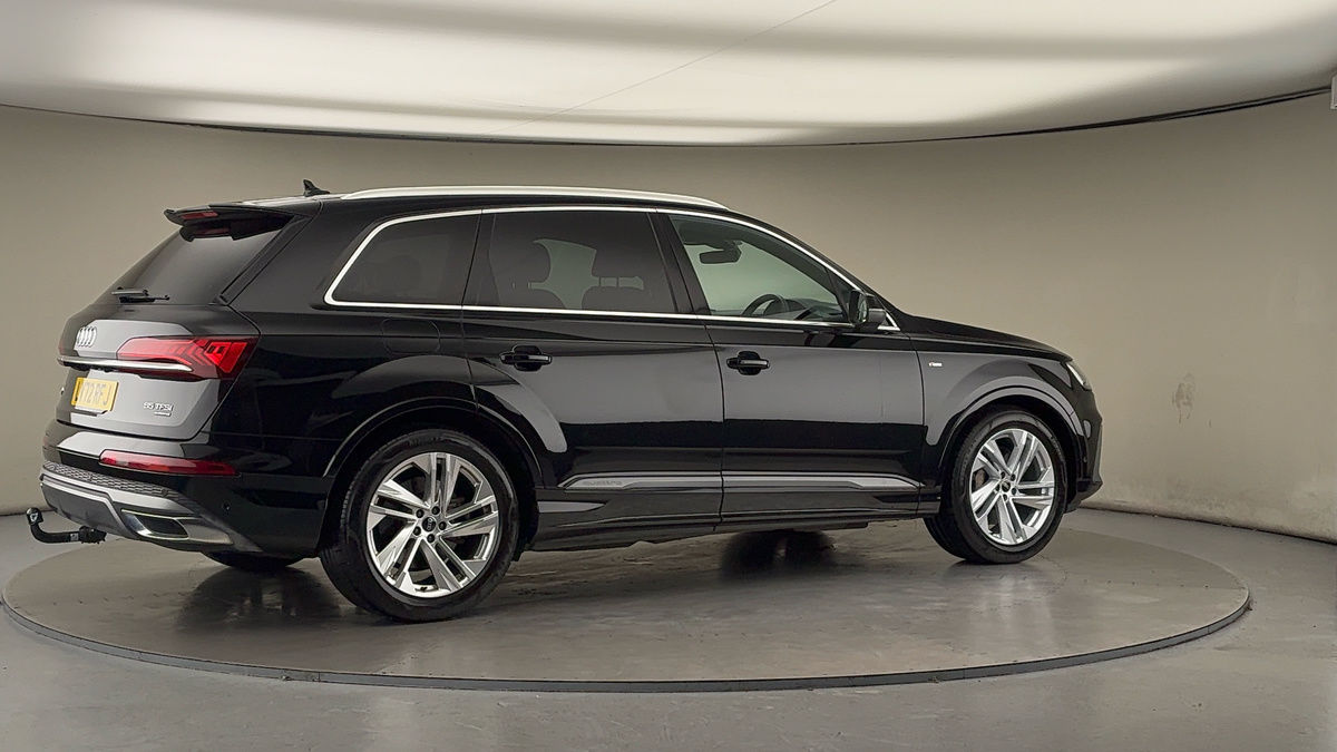 Used Audi Q7 2022 for sale - 76962987: Photo 40