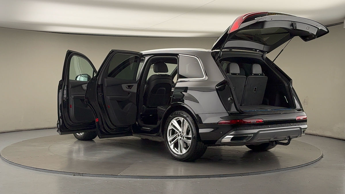 Used Audi Q7 2022 for sale - 76962987: Photo 45
