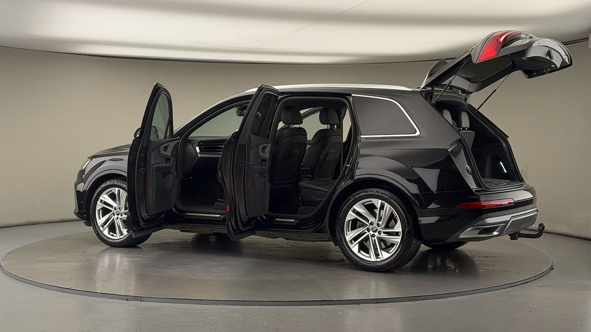 Used Audi Q7 2022 for sale - 76962987: Photo 47