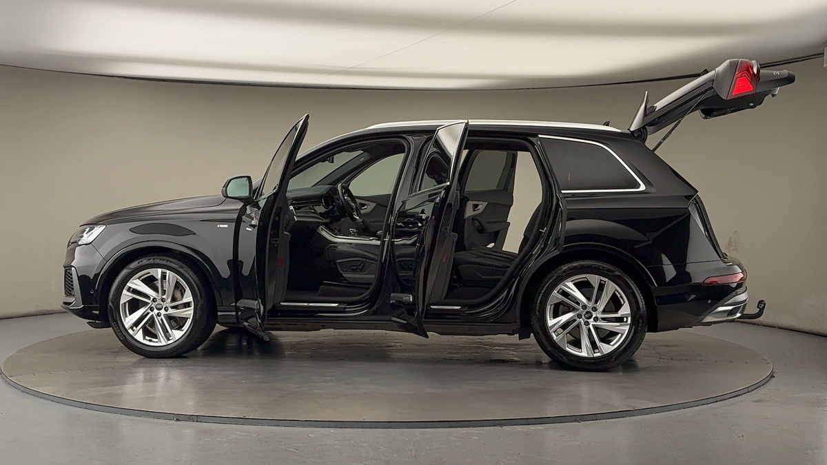 Used Audi Q7 2022 for sale - 76962987: Photo 48