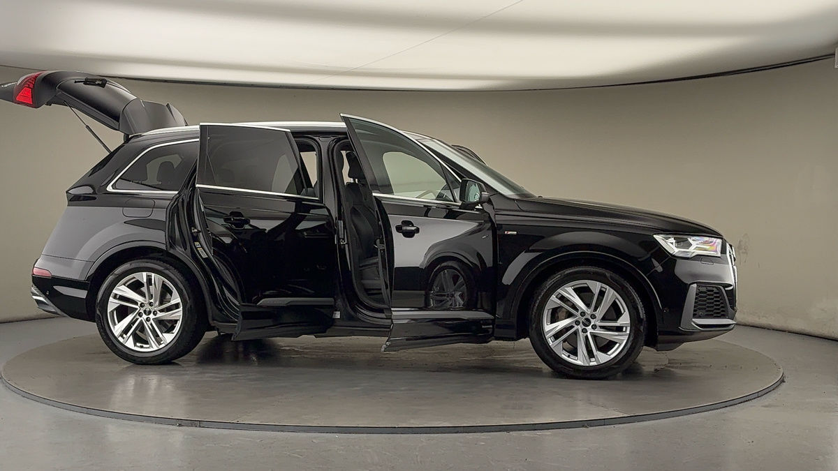 Used Audi Q7 2022 for sale - 76962987: Photo 57