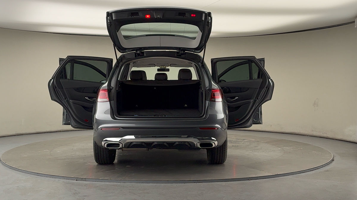 Used Mercedes-Benz GLC 2020 for sale - 77038664: Photo 60