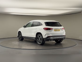 Used Mercedes-Benz GLA 2025 for sale - 76040267: Photo