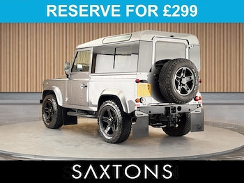 Used Land Rover Defender 2010 for sale - 79188824: Photo