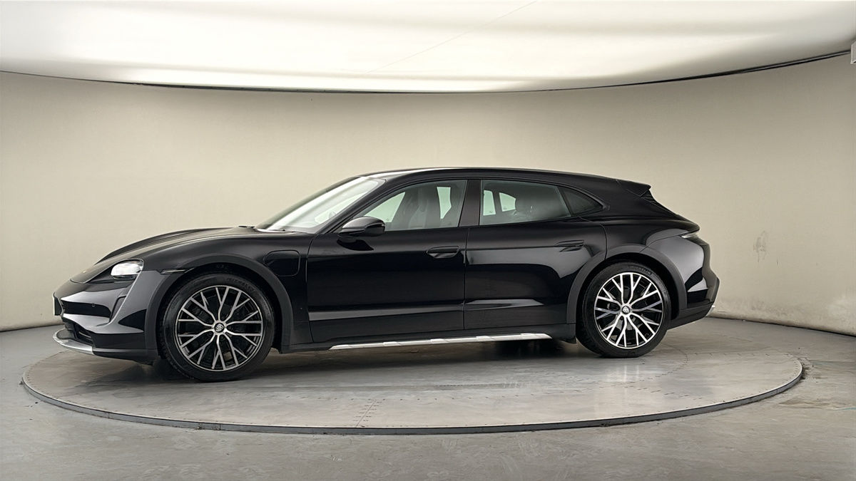 Used Porsche Taycan 2023 for sale - 78004150: Photo 29