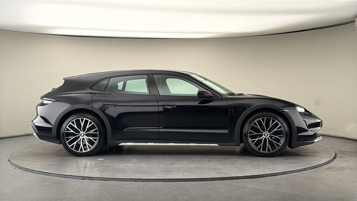 Used Porsche Taycan 2023 for sale - 78004150: Photo 37