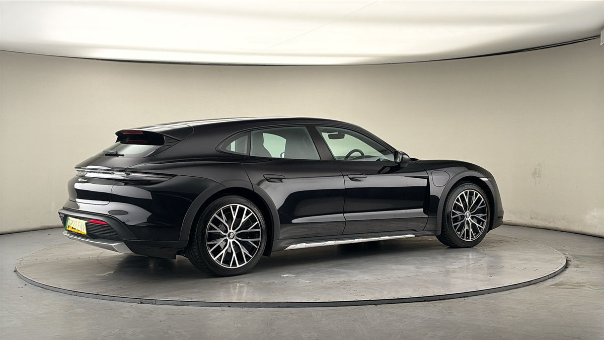 Used Porsche Taycan 2023 for sale - 78004150: Photo 39