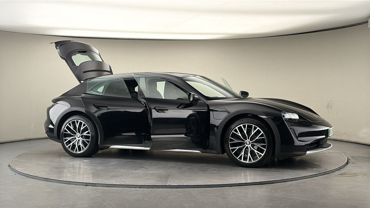 Used Porsche Taycan 2023 for sale - 78004150: Photo 55