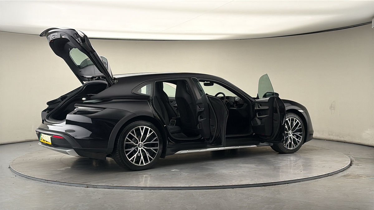 Used Porsche Taycan 2023 for sale - 78004150: Photo 58