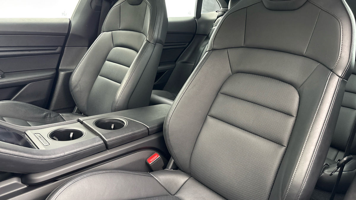 Used Porsche Taycan 2023 for sale - 78004150: Photo 8