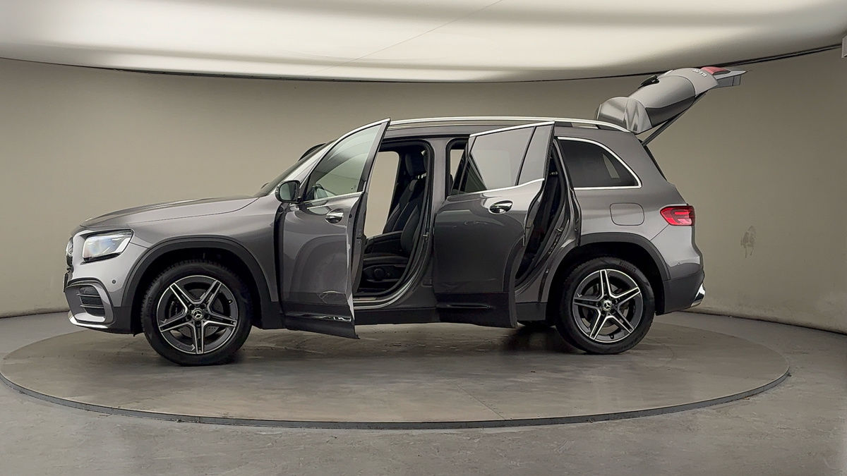 Used Mercedes-Benz GLB 2025 for sale - 76884642: Photo 49